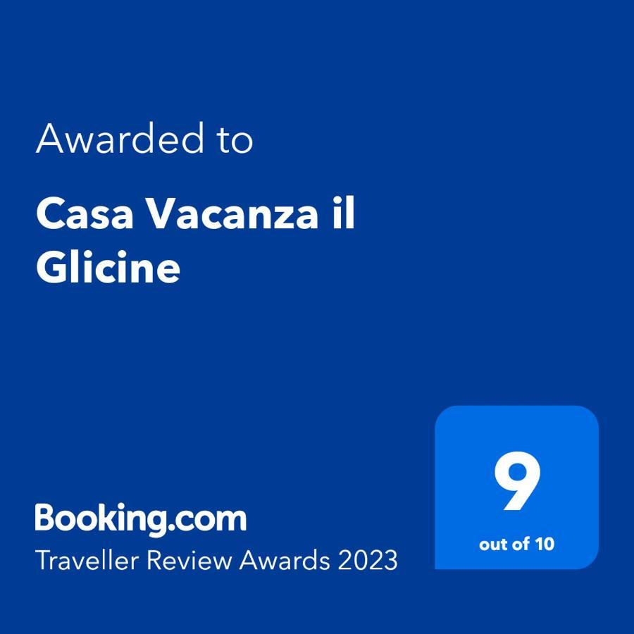 Casa Vacanza Il Glicine Casale Corte Cerro Exteriör bild
